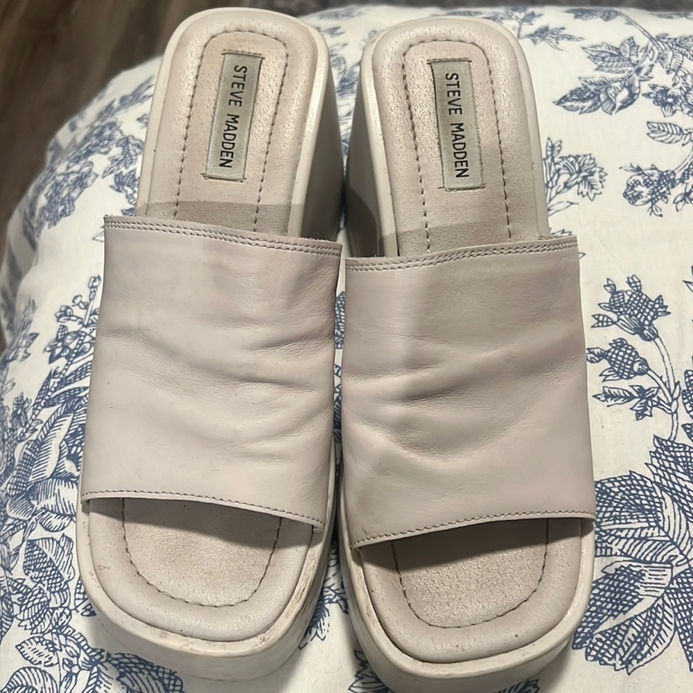 Steve Madden white platforms